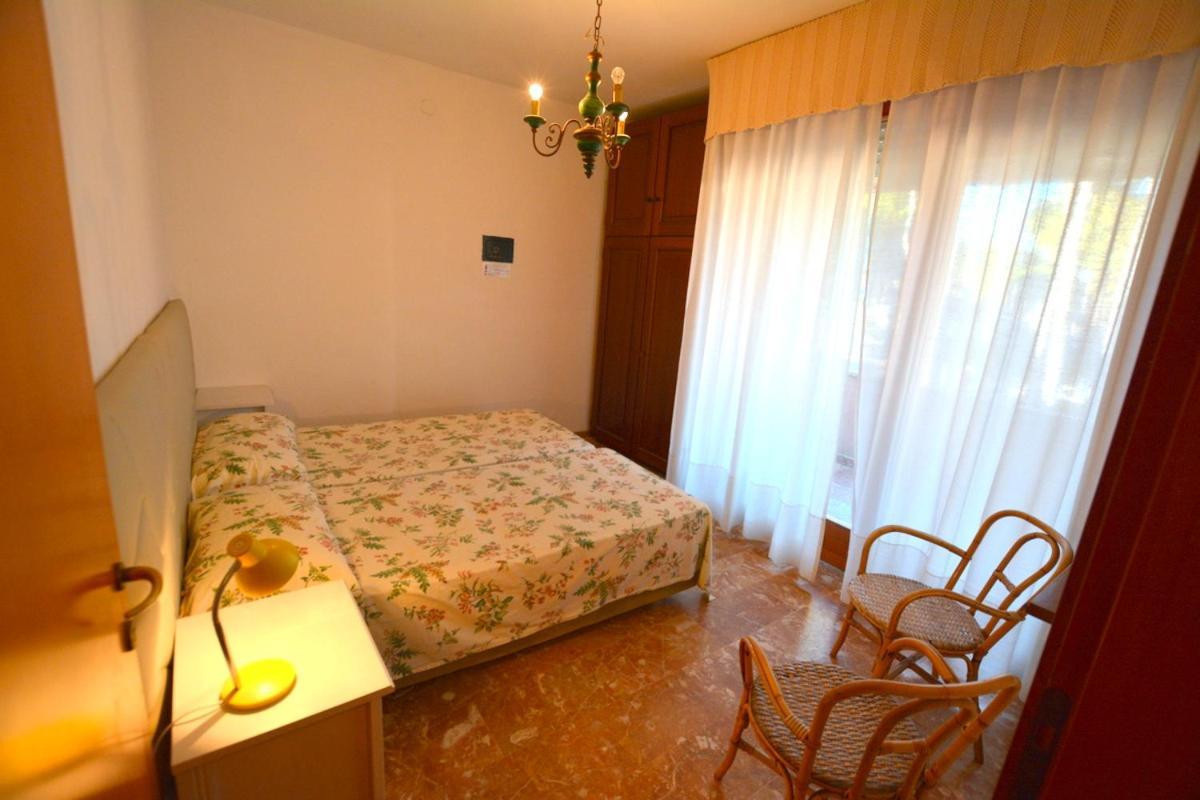 Lignano Exclusive With Pool Apartment Lignano Sabbiadoro Luaran gambar