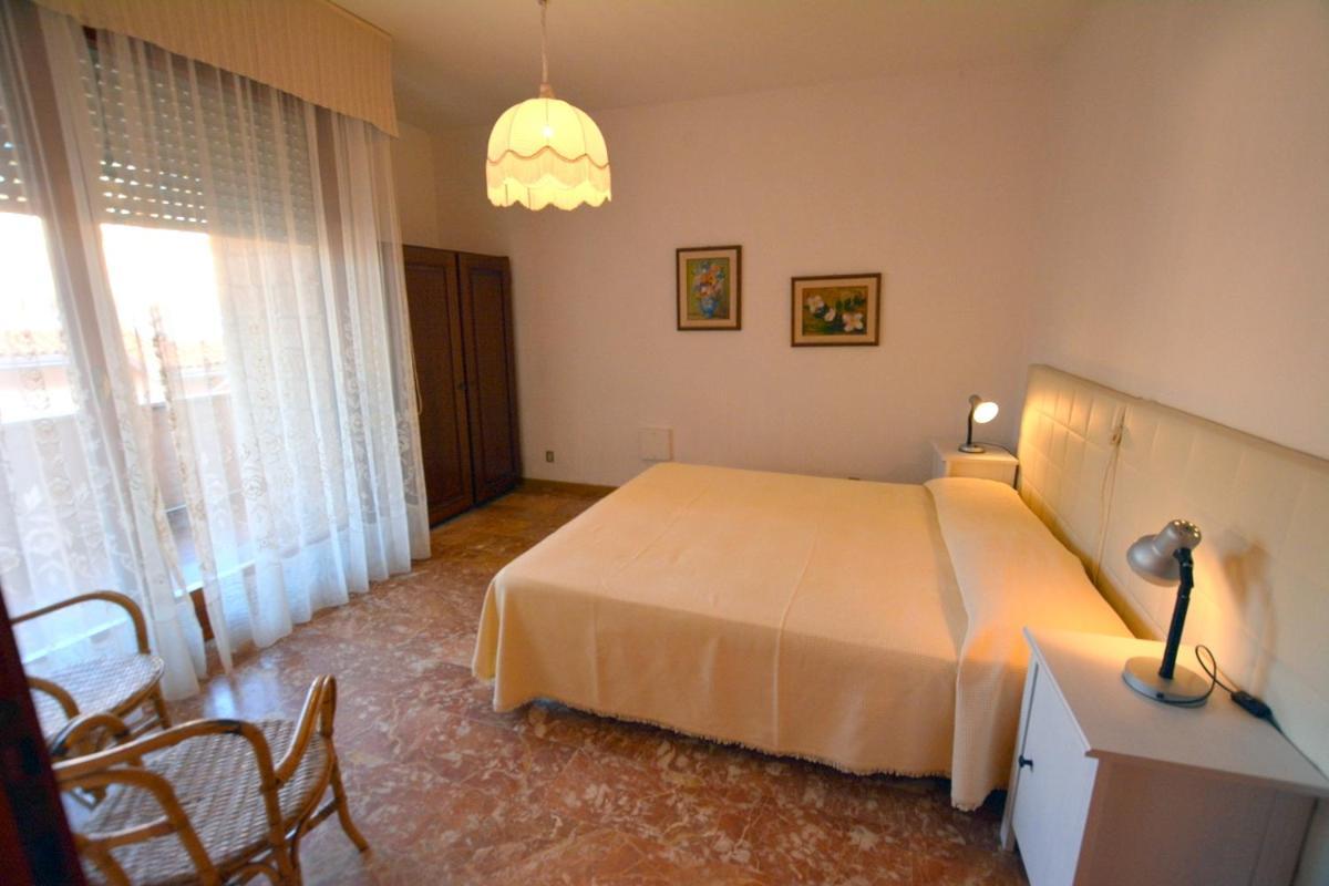 Lignano Exclusive With Pool Apartment Lignano Sabbiadoro Luaran gambar